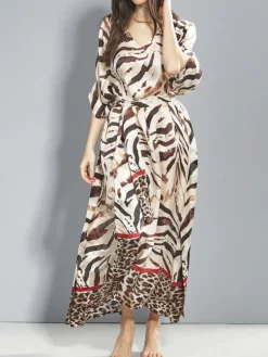 Strandkleider & Sommerkleider|Kaftan, Tunika & Pareo^Eva B. Bitzer 100% Seide Kaftan SELVAGGIO von sand oder schwarz-bunt