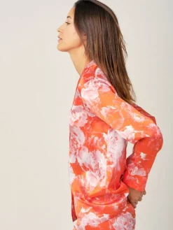 Lounge-Wear|Seidenpyjama^Radice 100% Seide Schlafanzug Elisabetha in TEA GARDEN RED von cremeweiß mit koralle rot