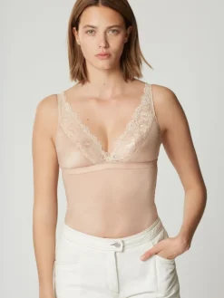 Alle Bodys^Maison Lejaby Body SHADE mit Spitze uni von beige mit Blumenspitze