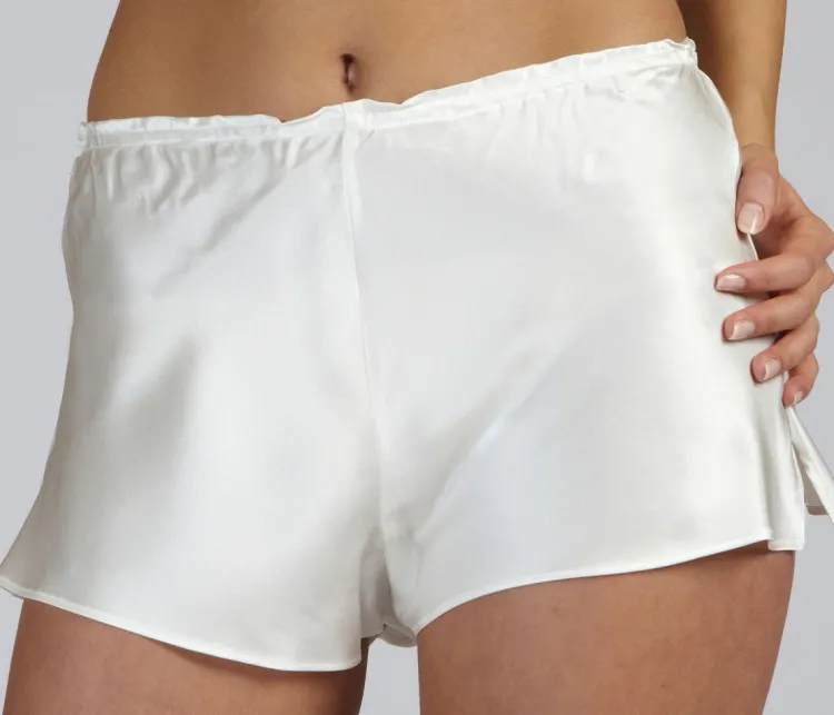Mit Seidensatin|Alle Unterteile^Gattina Damen Shorts 100% Seide MASPALOMAS Satin von