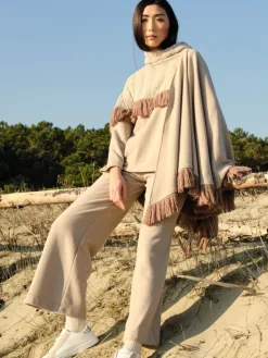 Lounge-Wear^Chiara Fiorini Hausanzug TORTORA mit Strick in sand von beige