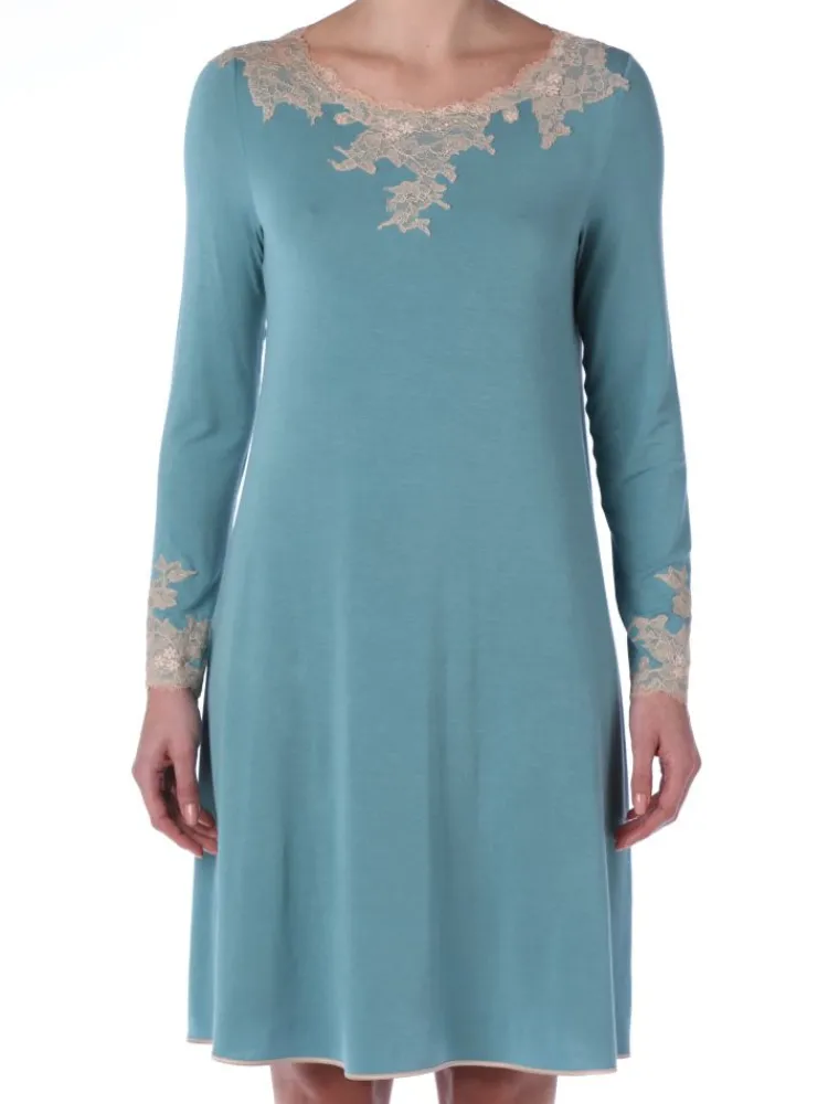 Edle Nachthemden^IMEC Langarm Nachthemd SOPHIE jade-grün Modal von jadegrün mit cremefarbener Spitze