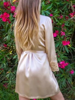 Morgenmantel Kurz|Morgenmantel Mit Spitze^Marjolaine LAST PIECE Morgenmantel kurz Seide MARJOLIE No. 10 von sand Größe 40 sand beige mit Spitze