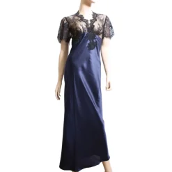 Seidennachthemd|Seidenneglige^Marjolaine LAST PIECE Seide Nachtkleid CHANTAGE mit Spitze von Größe 38 dunkelblau oder natur-weiß mit Spitze