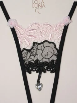 Alle Strings^Lola Luna String ZAMBIE OPEN rosa-schwarz ouvert schwarz mit rosa Spitze und Strass- Anhänger