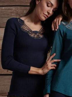 Shirt Mit Spitze|Wolle-Seide Shirts^Oscalito Merino Wolle-Seide LANGARMSHIRT gerippt mit Makramee Spitze von dunkelblau blu marine