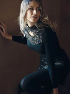 Shirt Mit Spitze|Wolle-Seide Shirts^Artimaglia Merinowolle Seide STEHKRAGEN SHIRT Calais Spitze von schwarz