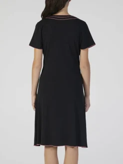 Edle Nachthemden^Verdiani Modal Nachtkleid knielang schwarz-pink von schwarz mit coral pinken Ziernähten