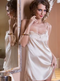 Alle Negligés|Unterkleider Mit Seide^Cotton Club Negligé HUILEN von mit Seide und Spitze elfenbein-weiß oder schwarz