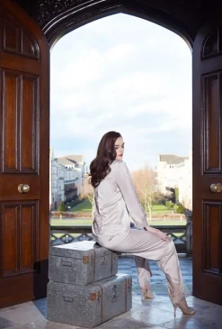 Lounge-Wear|Seidenpyjama^Shell Belle Couture Pyjama / Hausanzug APHRODISIAC Seide mit Spitze platin