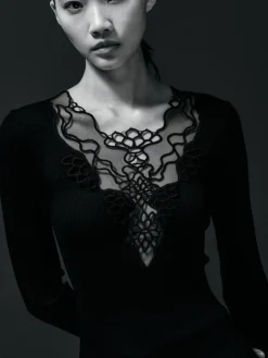 Shirt Mit Spitze|Wolle-Seide Shirts^Oscalito Rippjersey Langarmshirt mit Blumenspitze von in schwarz