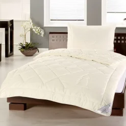 Naturhaardecken|Medium Bettdecken^Sannwald Steppdecke mittelwarm ALPENTRAUM Schafwolle mit Zirbe creme-weiß (natur)