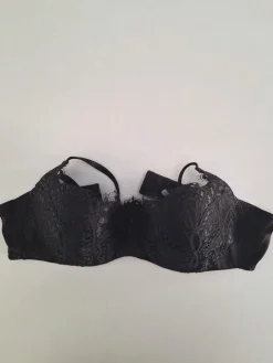 Alle Bhs^Cotton Club Schalen-BH RADHA mit Seide von elfenbein-weiß oder schwarz