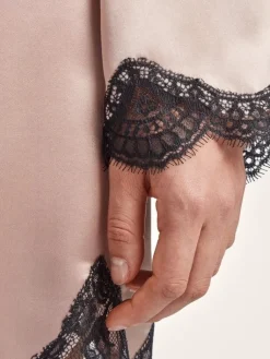 Morgenmantel Kurz|Morgenmantel Aus Satin^Aubade Seide Kimono TOI MON AMOUR mit Spitze von