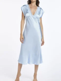 Seidennachthemd^Vivis Seide Nachthemd SUSANNA mit Spitze von babyblau
