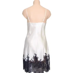 Alle Negligés|Seidenneglige^Marjolaine Seide Negligé CAPRICE mittellang Calais Spitze