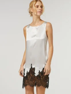 Alle Negligés|Seidenneglige^Vivis Seide Neglige LOTTIE silber mit schwarz von Silber Grau mit schwarzer Spitze