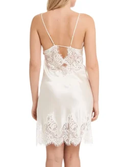 Alle Negligés|Unterkleider Mit Spitze^Gattina Seide Neglige MAILIN Satin mit Spitze von