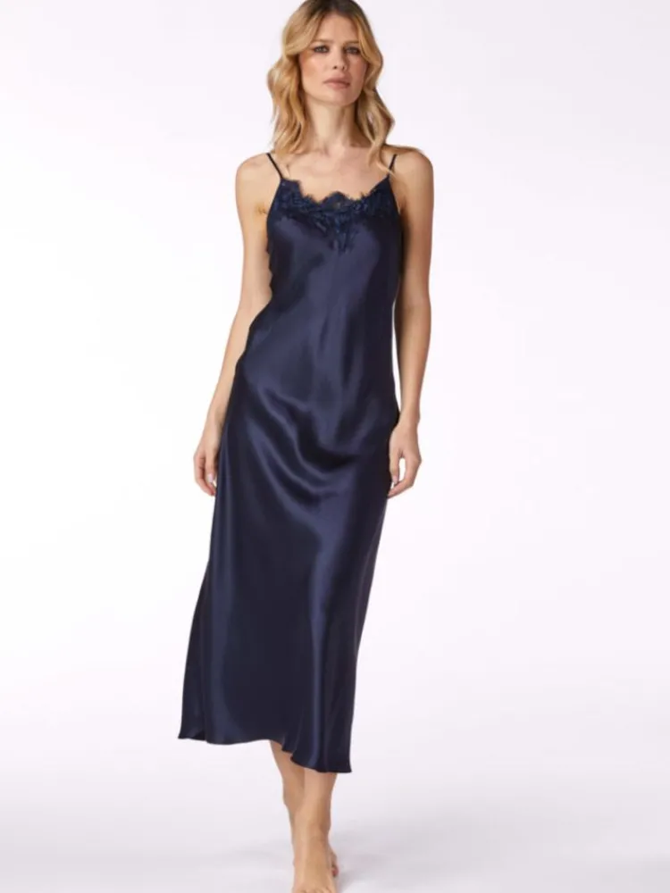 Seidennachthemd|Alle Negligés^Vivis Seide Neglige PATRICIA lang von rot oder dunkelblau