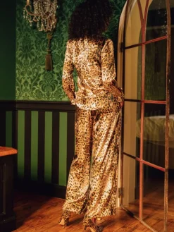 Lounge-Wear|Seidenpyjama^Marjolaine Seidenpyjama PANTHERE Leopardmuster von