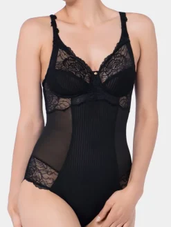 Alle Bodys^Triumph Shaping Body bügellos PEONY FLORALE BS mit Spitze by schwarz oder apricot aus Spitze
