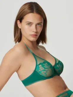 Alle Bhs^Maison Lejaby Spitze Bügel-BH SIN feminin von apricot oder schwarz