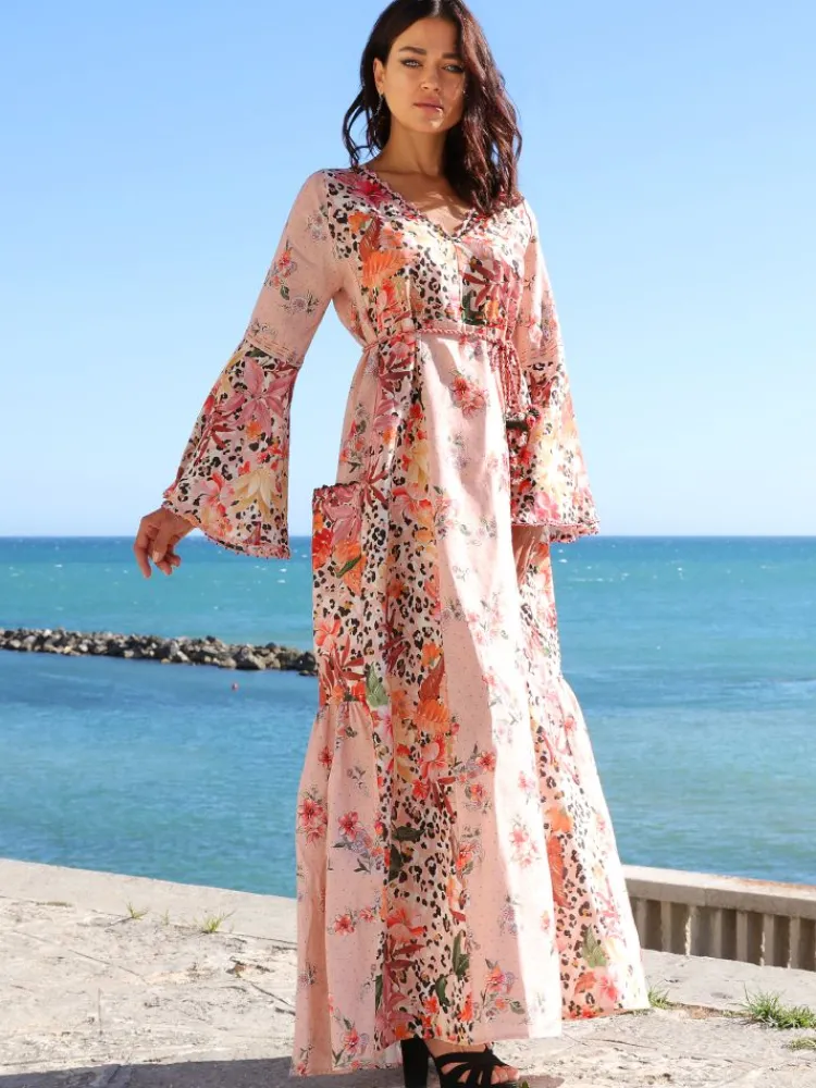 Strandkleider & Sommerkleider|Kleider^Laetitia Beachwear Strandkleid mit Seide FANTASIA ROSA von rosa-apricot mit Häkel Applikationen
