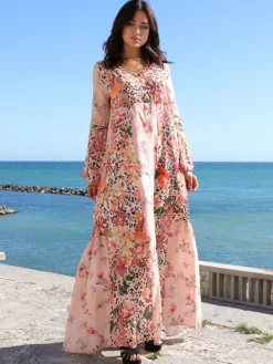 Strandkleider & Sommerkleider|Kleider^Laetitia Beachwear Strandkleid mit Seide FANTASIA ROSA von rosa-apricot mit Häkel Applikationen