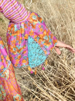 Strandkleider & Sommerkleider|Kleider^Laetitia Beachwear Strandkleid mit Seide NARCISO LILLA von beere-orange mit Häkel Applikationen