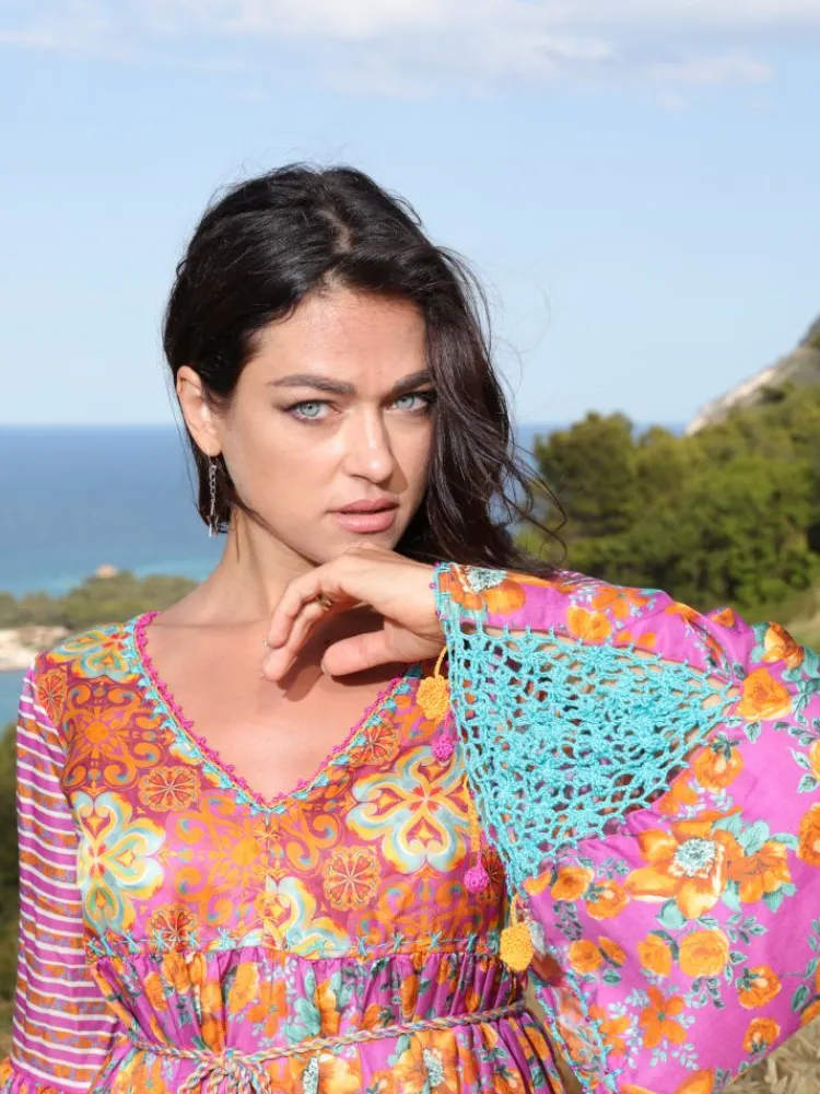 Strandkleider & Sommerkleider|Kleider^Laetitia Beachwear Strandkleid mit Seide NARCISO LILLA von beere-orange mit Häkel Applikationen