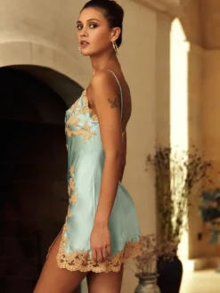 Seidennachthemd|Alle Negligés^Marjolaine Stretchseide Combinette Reine No. 2 von mit Spitze