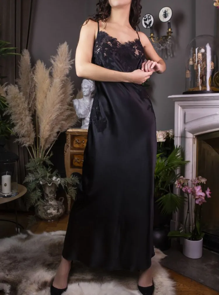 Alle Negligés|Seidenneglige^Marjolaine Stretchseide Luxus Neglige lang NINA von