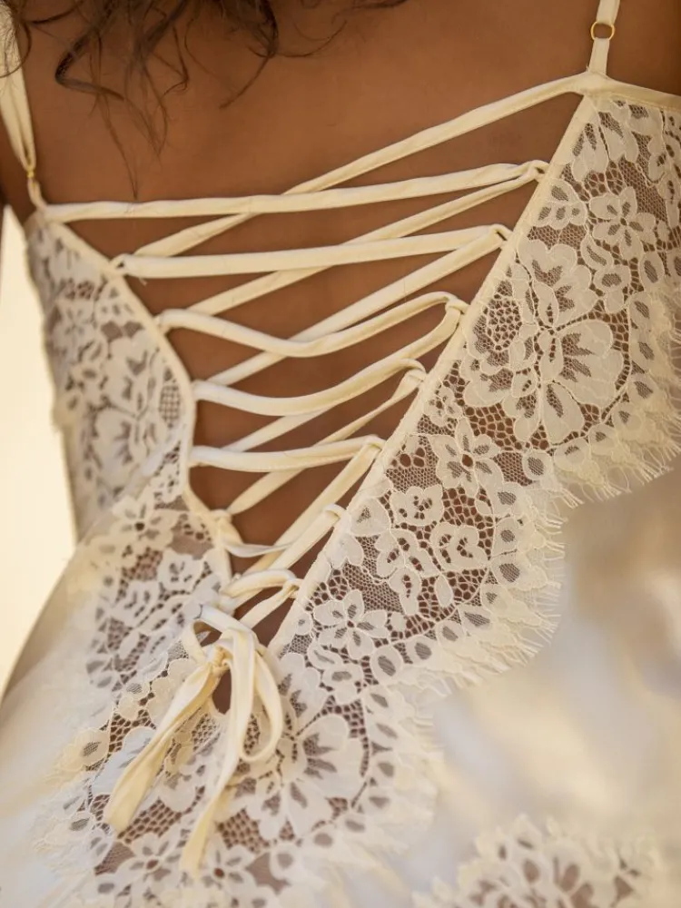 Seidenneglige|Seidennachthemd^Marjolaine Stretchseide Nuisette kurz RUBY von