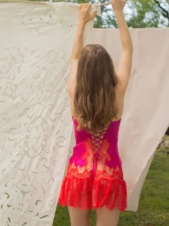 Seidenneglige|Seidennachthemd^Marjolaine Stretchseide Nuisette MELINDA fuchsia mit Spitze