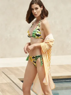 Badeanzug & Bikini^Ritratti Triangel Bikini BAHAMAS in grün-bunt von Mare grün-bunt mit einem Mustermix