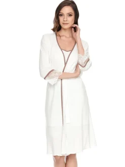 Exquisite Morgenmäntel|Morgenmantel Kurz^Gattina Viscose Morgenmantel HEDDA mit Spitze von creme-weiß oder bordeaux-rot